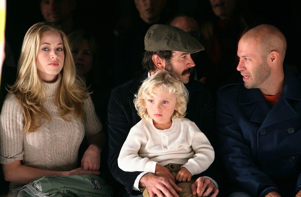 «Папа, мама, за что вы меня ненавидите?» или «звездные» родители, которым стоило запретить давать имена своим детям «Папа, мама, за что вы меня ненавидите?» или «звездные» родители, которым стоило запретить давать имена своим детям