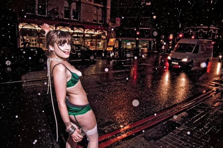 Пикантные и веселые фото девушек