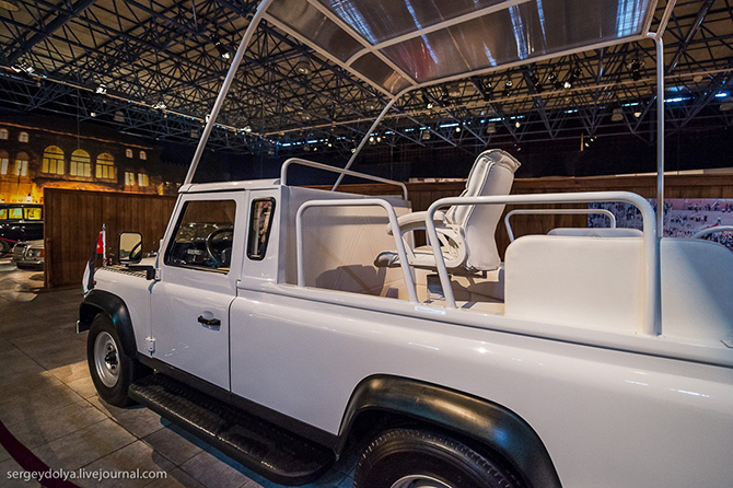 Потрясающий королевский автопарк в Иордании