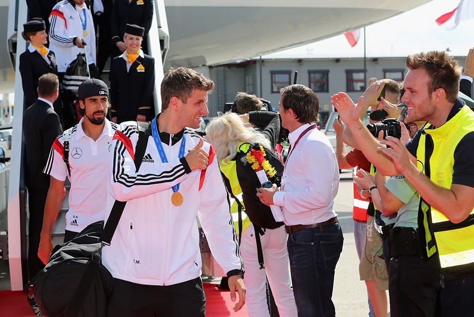 Как в Берлине встречали победителей ЧМ-2014 Как в Берлине встречали победителей ЧМ-2014