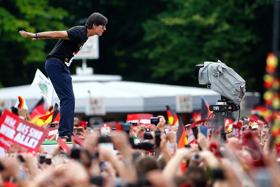 Как в Берлине встречали победителей ЧМ-2014 Как в Берлине встречали победителей ЧМ-2014