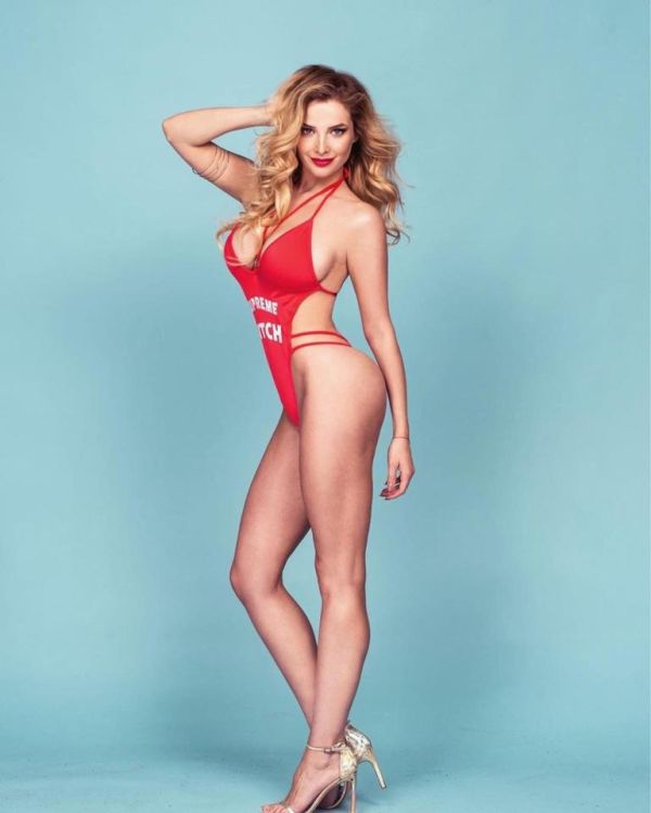 Русские девушки, которые могли бы выступить на конкурсе «Мисс Бум Бум»