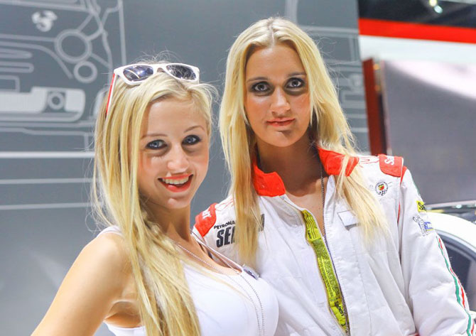 Девушки Франкфуртского автосалона 2013