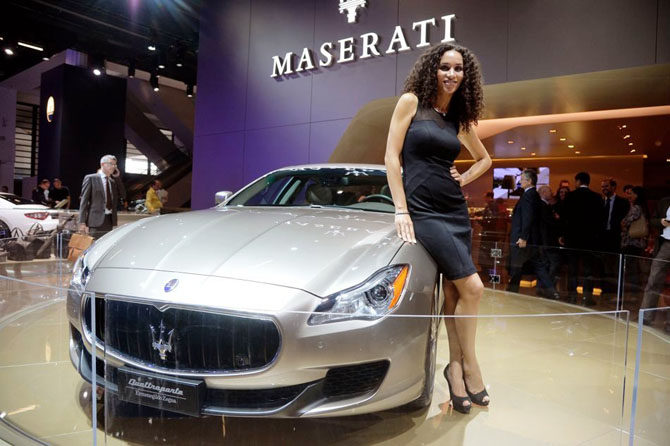 Девушки Франкфуртского автосалона 2013