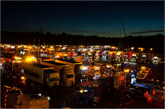 Фестиваль впечатляющих грузовиков Фестиваль впечатляющих грузовиков