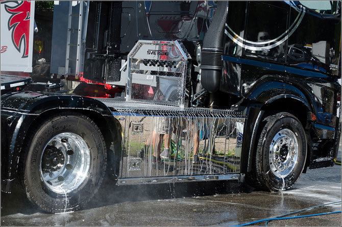 Фестиваль впечатляющих грузовиков Фестиваль впечатляющих грузовиков