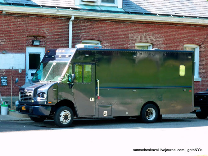 Автомобили нью-йоркской полиции (36 фото)