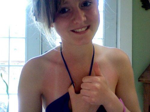 Загорелые сексуальные девушки (28 фото)