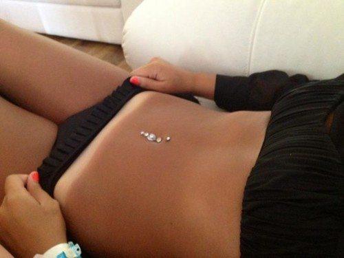 Загорелые сексуальные девушки (28 фото)