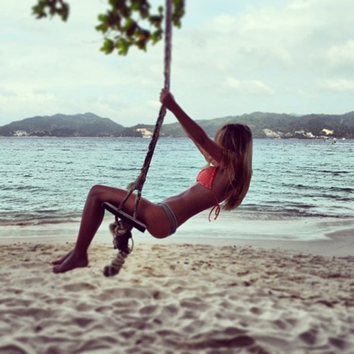 Девушки в бикини