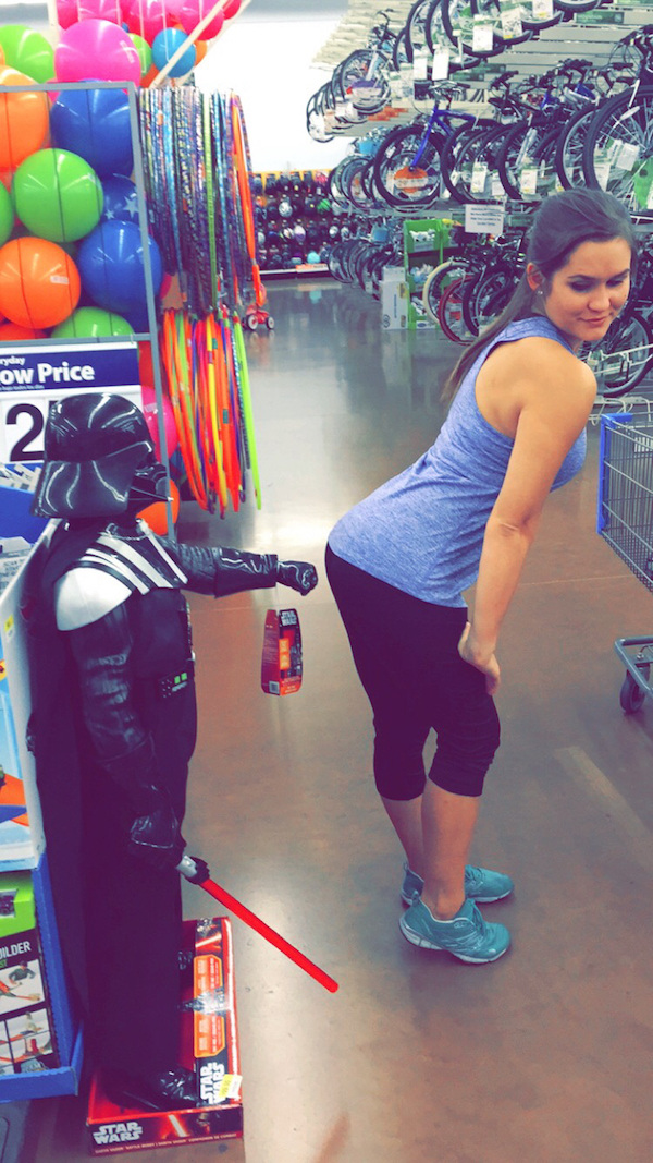 Девчонки дурачатся