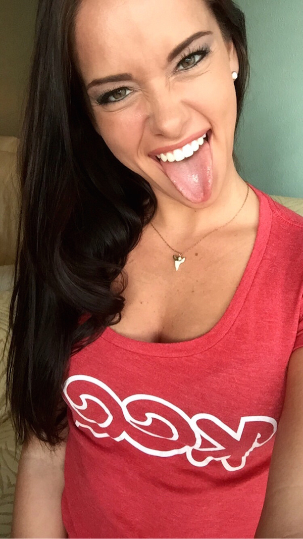 Девчонки дурачатся