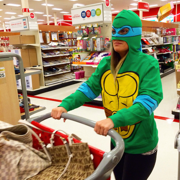 Девчонки дурачатся