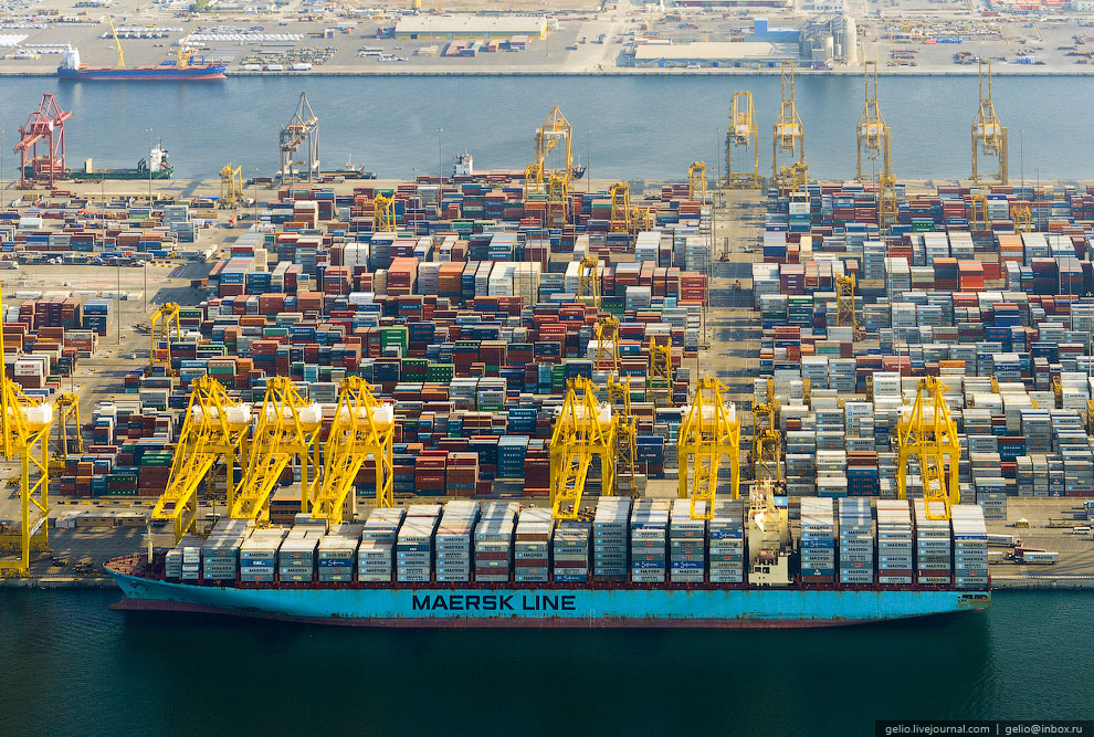 Дубай с вертолета Дубай с вертолета