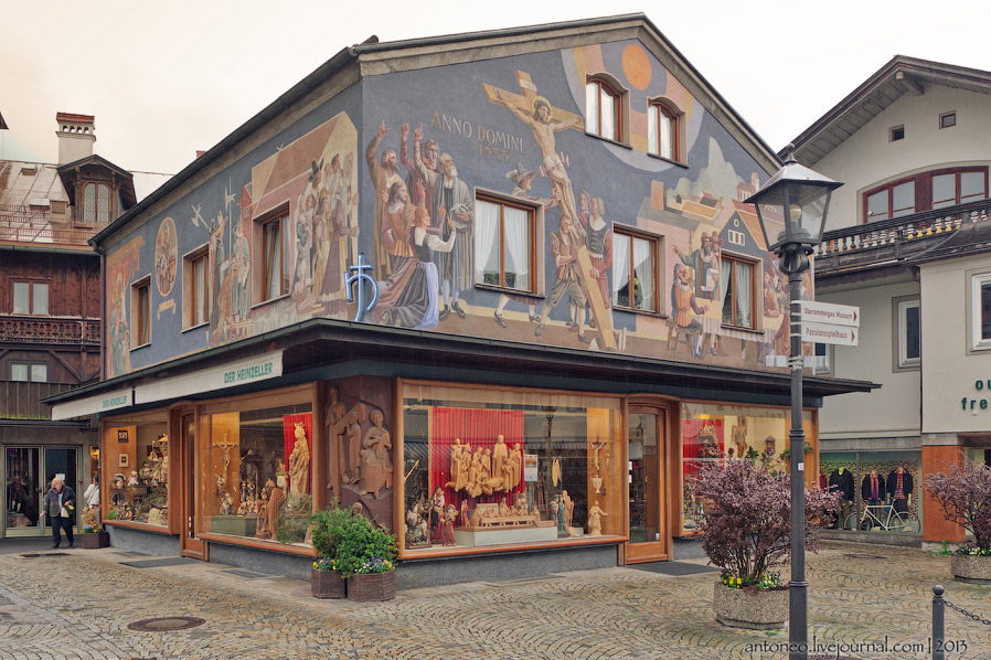 Сказочная деревушка в баварских Альпах Сказочная деревушка в баварских Альпах