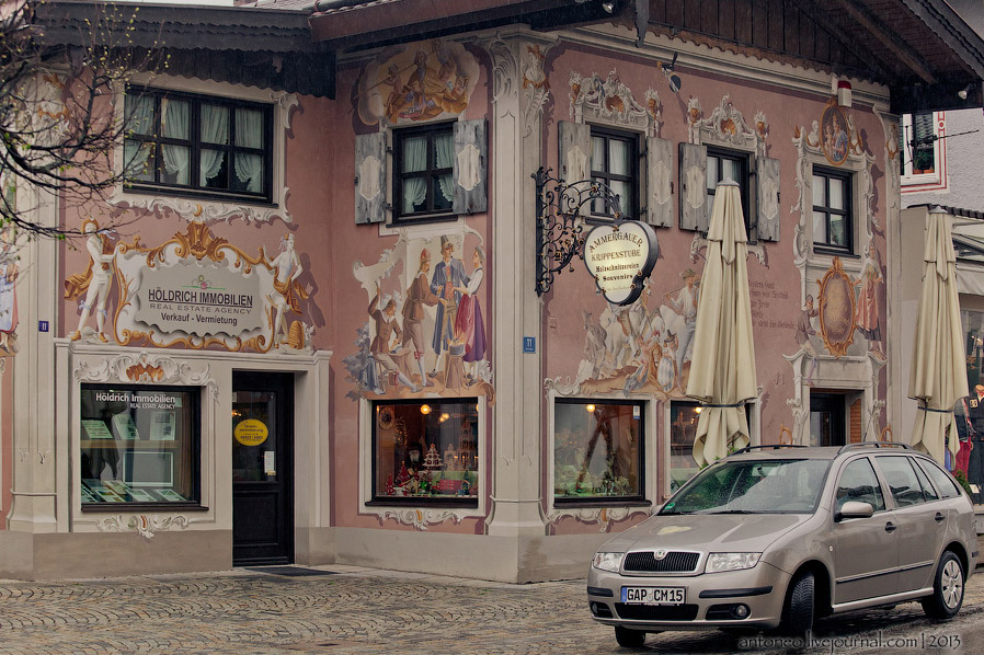 Сказочная деревушка в баварских Альпах Сказочная деревушка в баварских Альпах