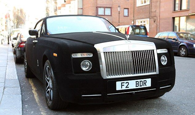 Rolls Royce обшитый бархатом