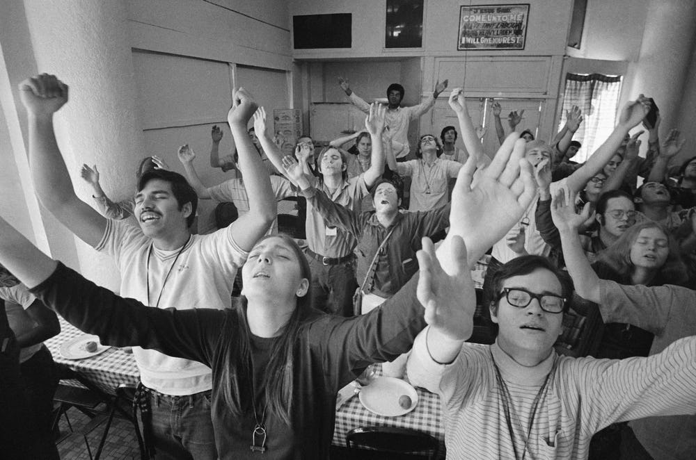 Кровные узы. Пользователи Интернета рассказывают о своих самых мрачных, темных и шокирующих семейных секретах Кровные узы. Пользователи Интернета рассказывают о своих самых мрачных, темных и шокирующих семейных секретах