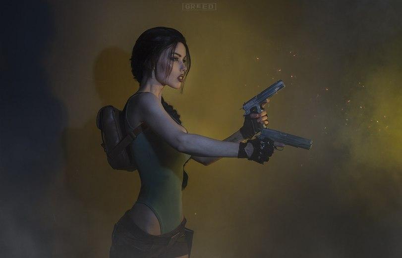 Косплей Лары Крофт от симпатичной москвички