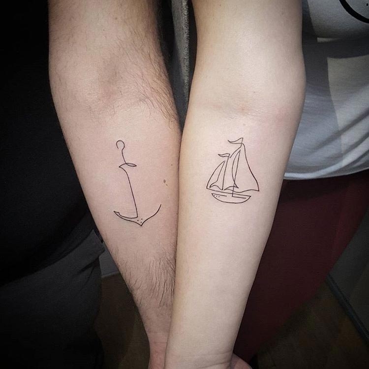 15 крошечных парных татуировок, сделанных влюблёнными парами