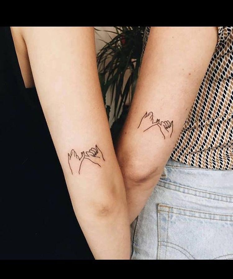 15 крошечных парных татуировок, сделанных влюблёнными парами