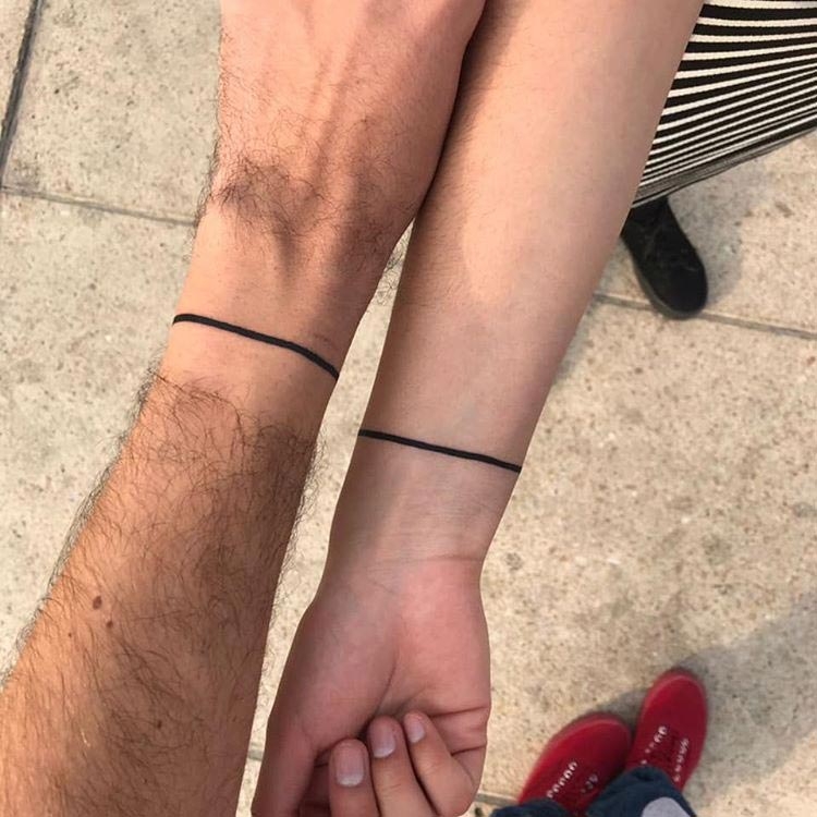 15 крошечных парных татуировок, сделанных влюблёнными парами