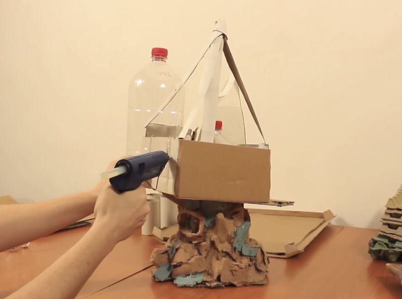 Сказочный домик феи из подручного барахла за три бакса