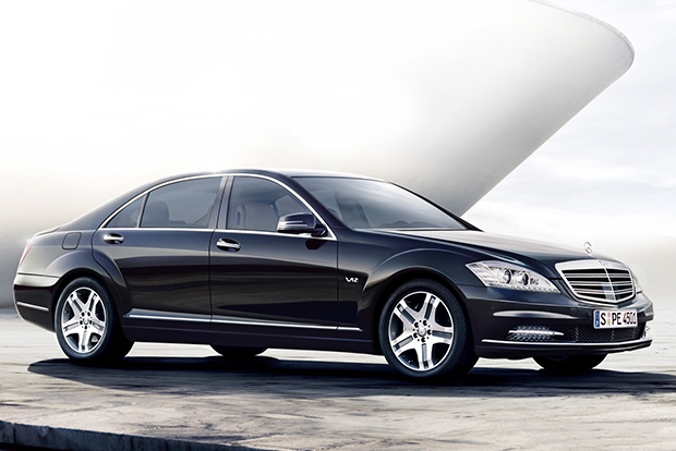 12 самых продаваемых в России люксовых машин