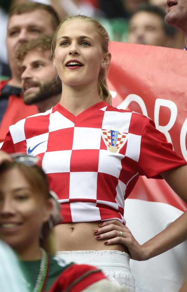 Горячие бразильские болельщицы