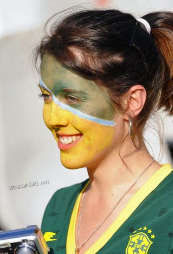 Горячие бразильские болельщицы