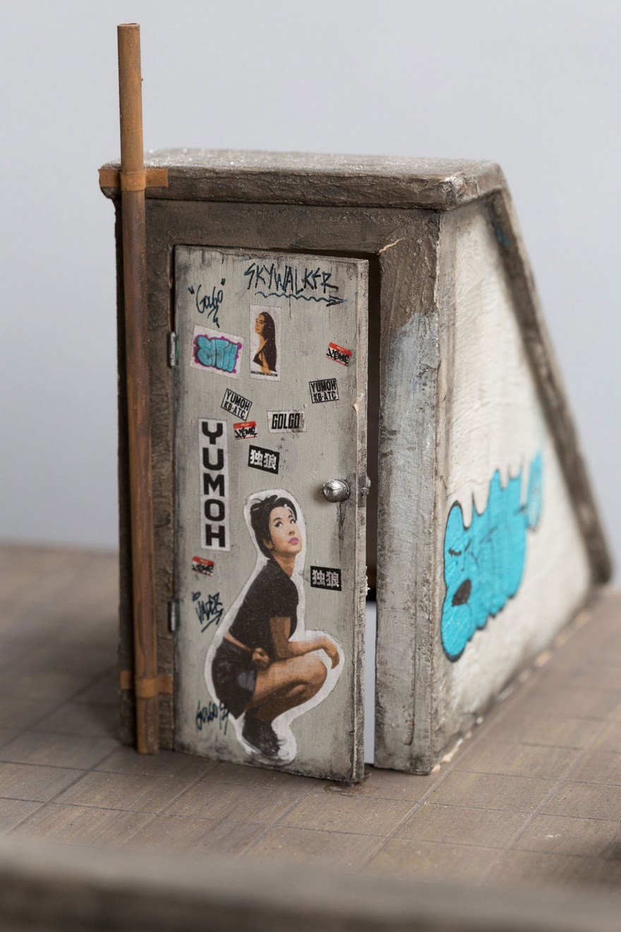 Невероятные дома из бумаги от австралийского художника