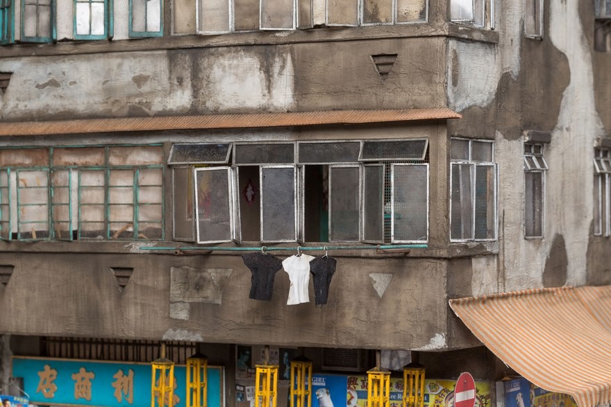 Невероятные дома из бумаги от австралийского художника