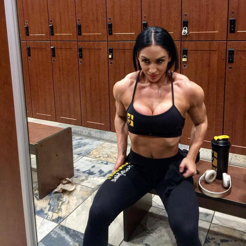 Спортивные дамочки к лету готовы