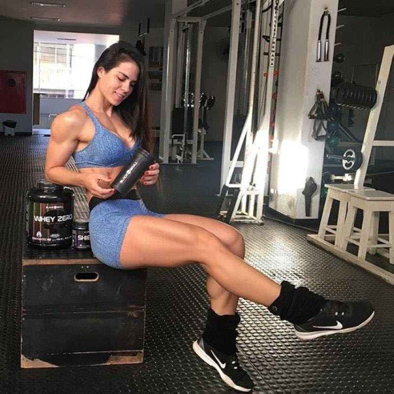 Спортивные дамочки к лету готовы