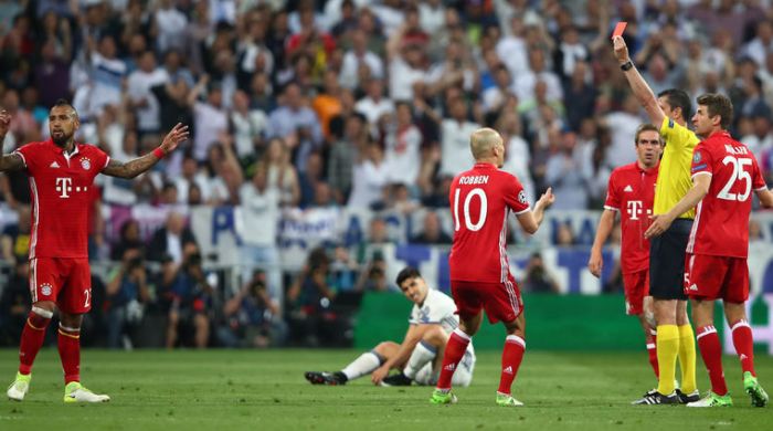 Матч Лиги чемпионов «Реал Мадрид» - «Бавария» закончился скандалом из-за спорного судейства