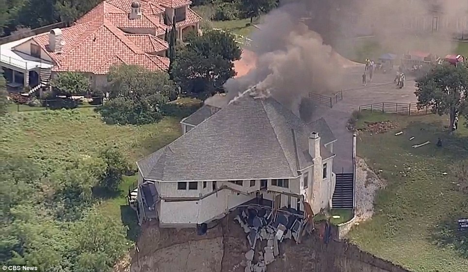 Как пара из Техаса эффектно выехала из дома