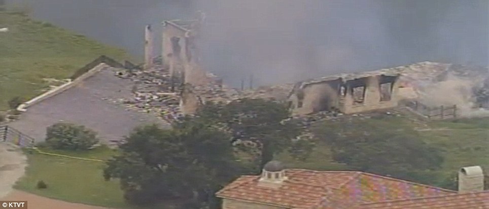 Как пара из Техаса эффектно выехала из дома