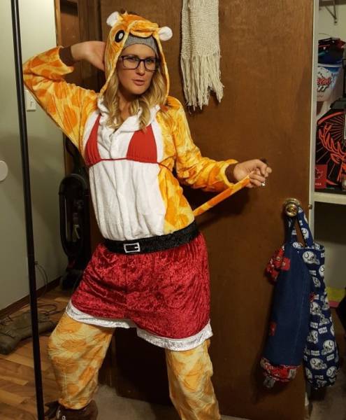 Девушки дурачатся