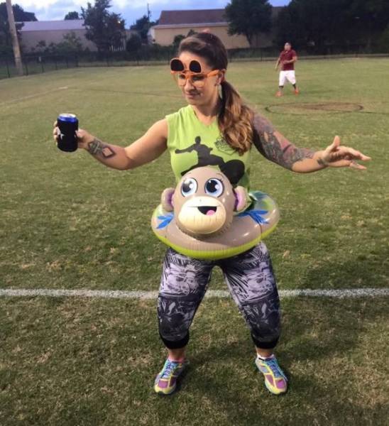 Девушки дурачатся