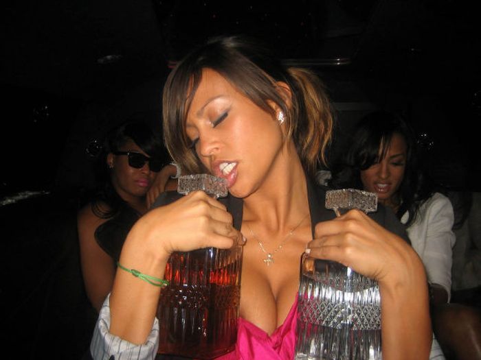 Пьяные девчонки (73 фото)