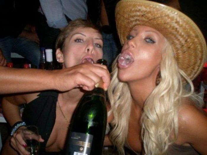 Пьяные девчонки (73 фото)