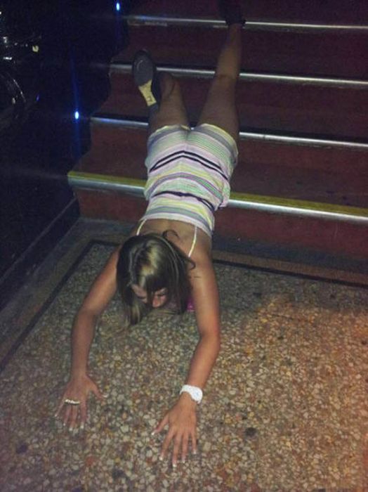 Пьяные девчонки (73 фото)