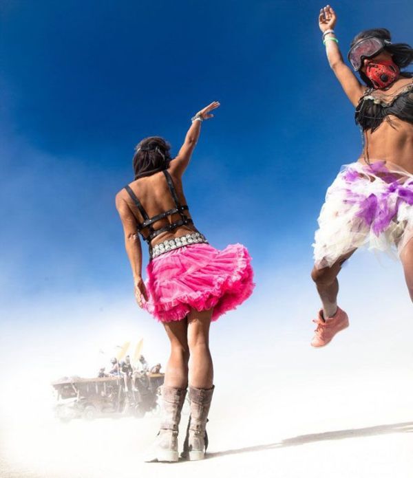 Девушки с фестиваля Burning Man (25 фото)