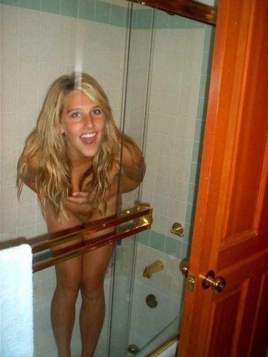 Очень стеснительные девушки (20 фото)