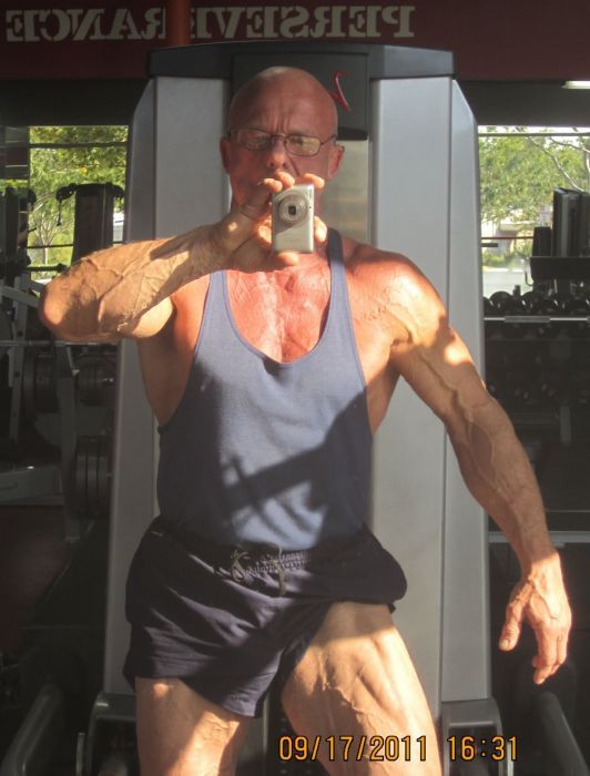 Андреас Кахлинг - 60-и летний бодибилдер