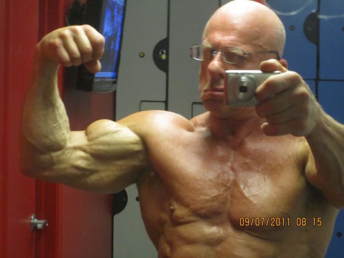 Андреас Кахлинг - 60-и летний бодибилдер