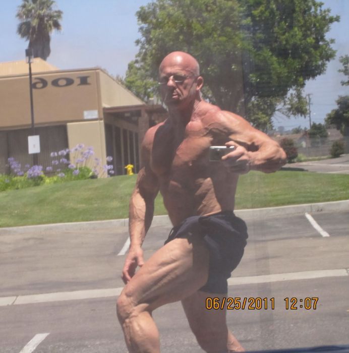 Андреас Кахлинг - 60-и летний бодибилдер