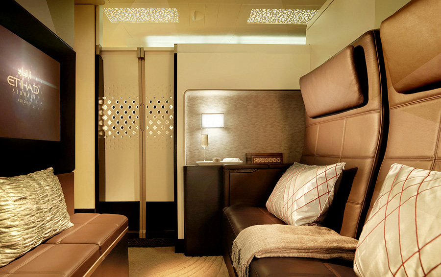 Сервис первого класса, который предлагают известные авиакомпании Сервис первого класса, который предлагают известные авиакомпании