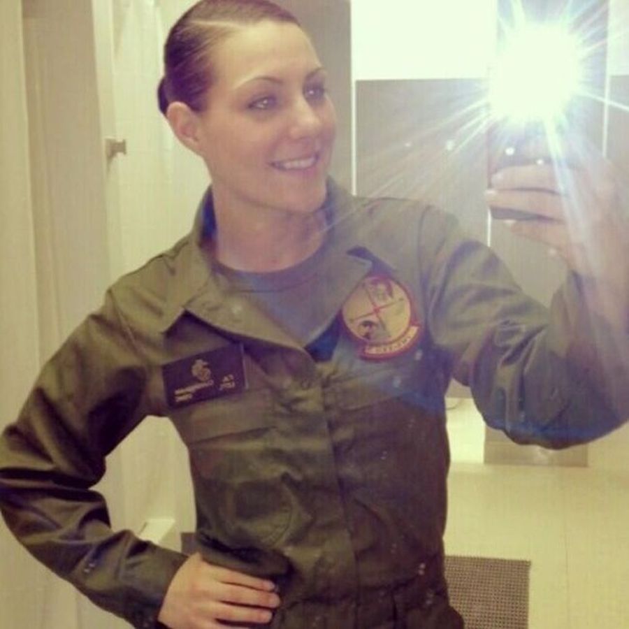 Девушки в форме