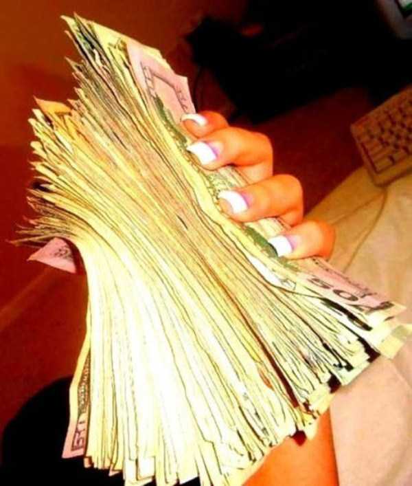 Насовали в трусы!